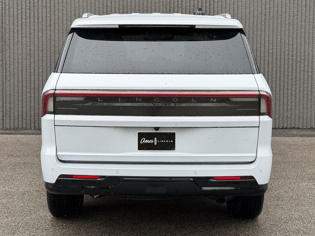New 2026 Lincoln Navigator Black Label AWD/4WD image 6