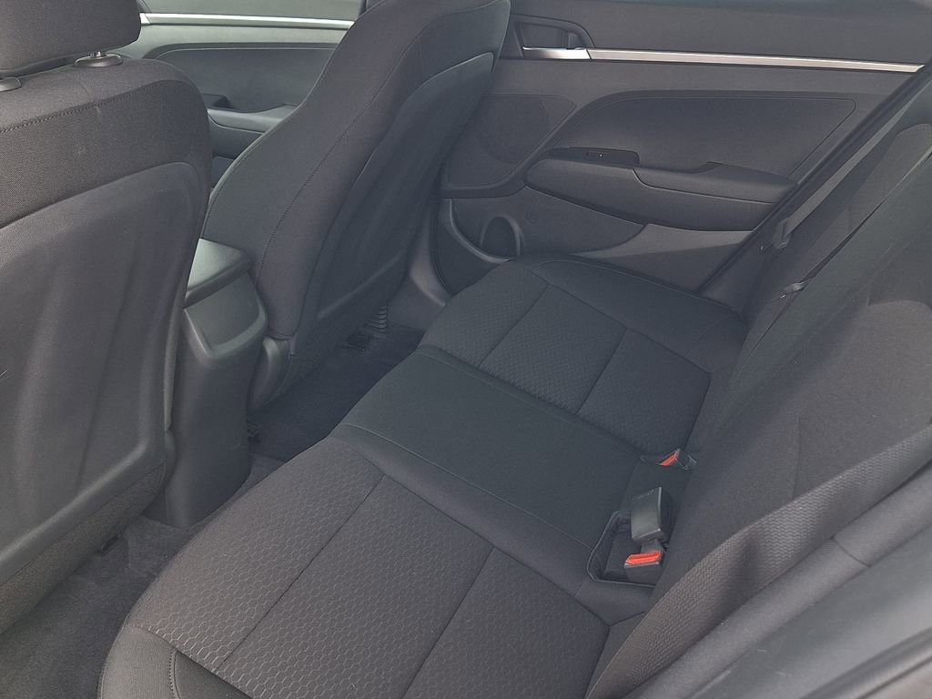 Used 2020 Hyundai Elantra SE w/ Cargo Package (C1) image 11