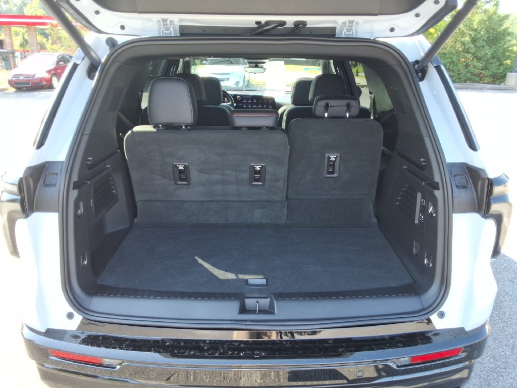Certified 2026 Chevrolet Traverse RS FWD image 16