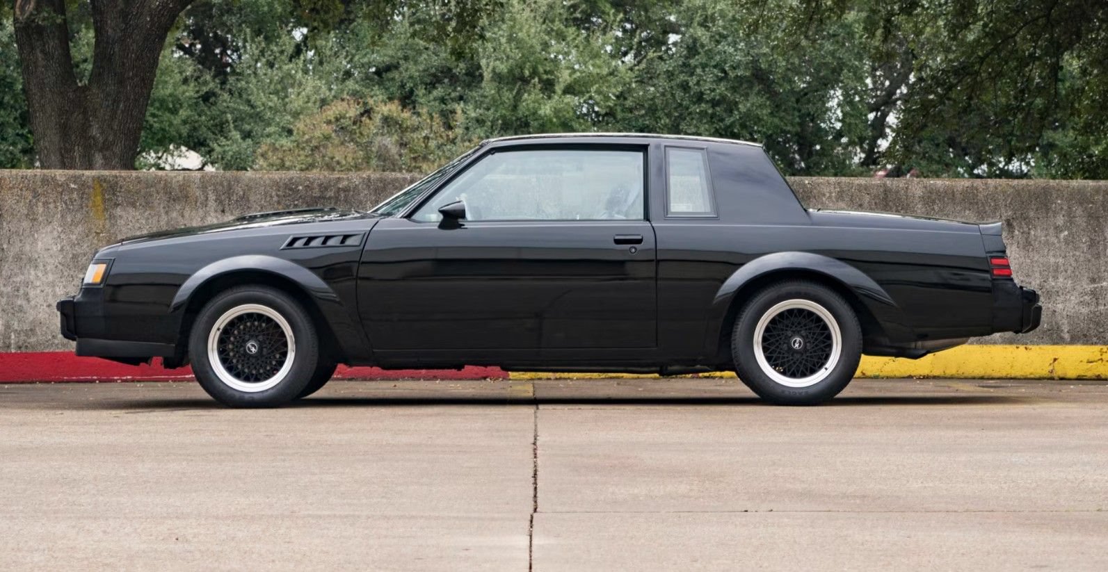 Used 1987 Buick Regal Coupe RWD image 11