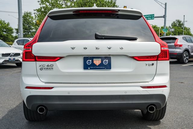 Used 2019 Volvo XC60 T5 Momentum w/ Multimedia Package AWD/4WD image 6