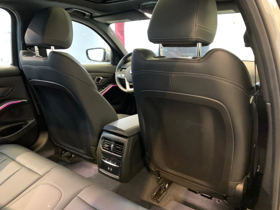 Used 2024 BMW 330i xDrive Sedan w/ Convenience Package image 56