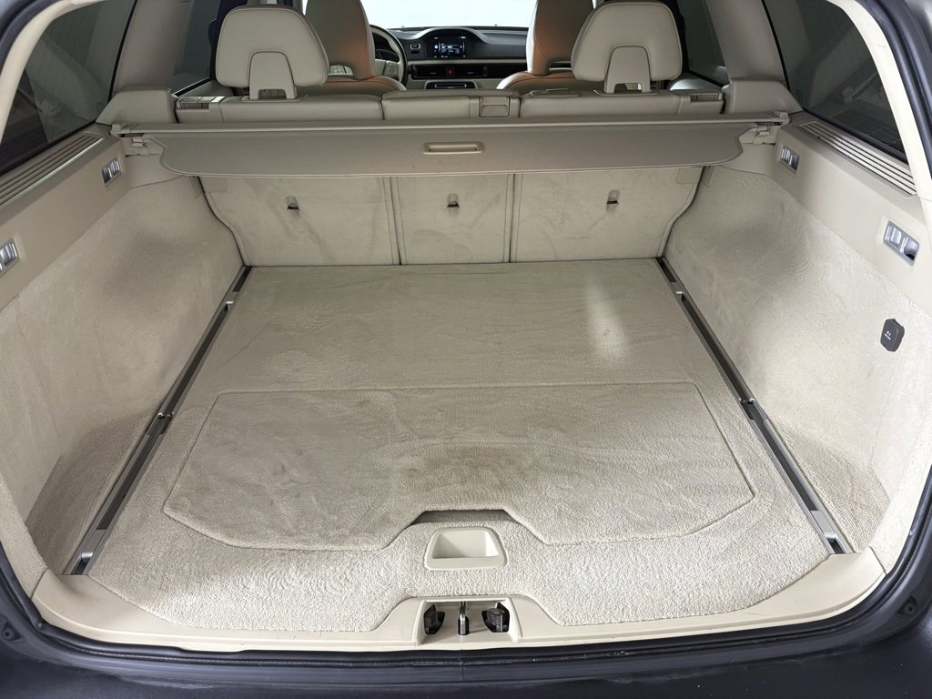 Used 2015 Volvo XC70 T6 Platinum image 34