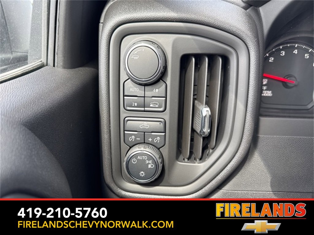 New 2025 Chevrolet Silverado 1500 W/T w/ WT Value Package image 23