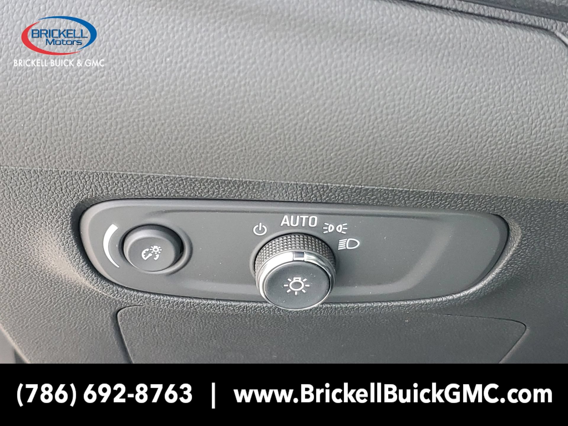 New 2026 Buick Encore GX Sport Touring w/ Comfort Package FWD image 21