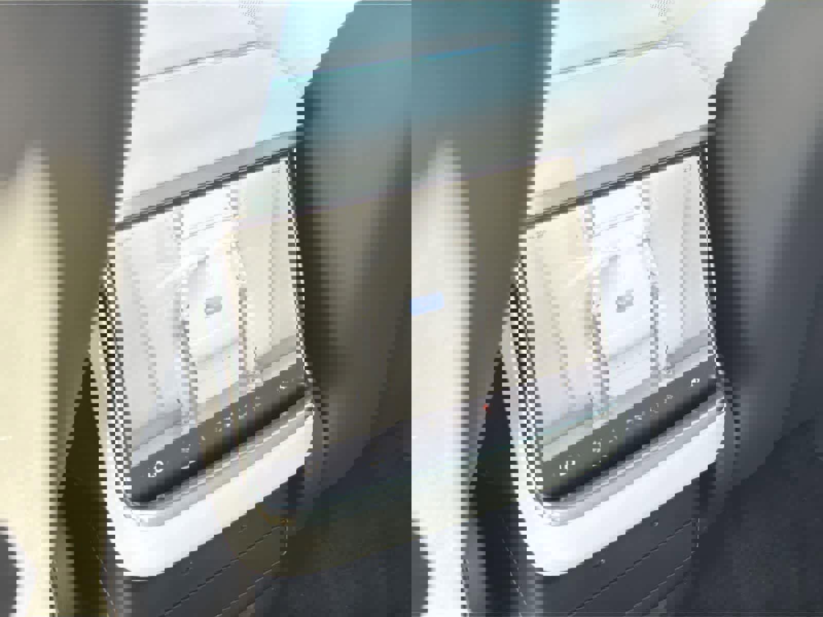 Used 2023 Tesla Model X Plaid image 29