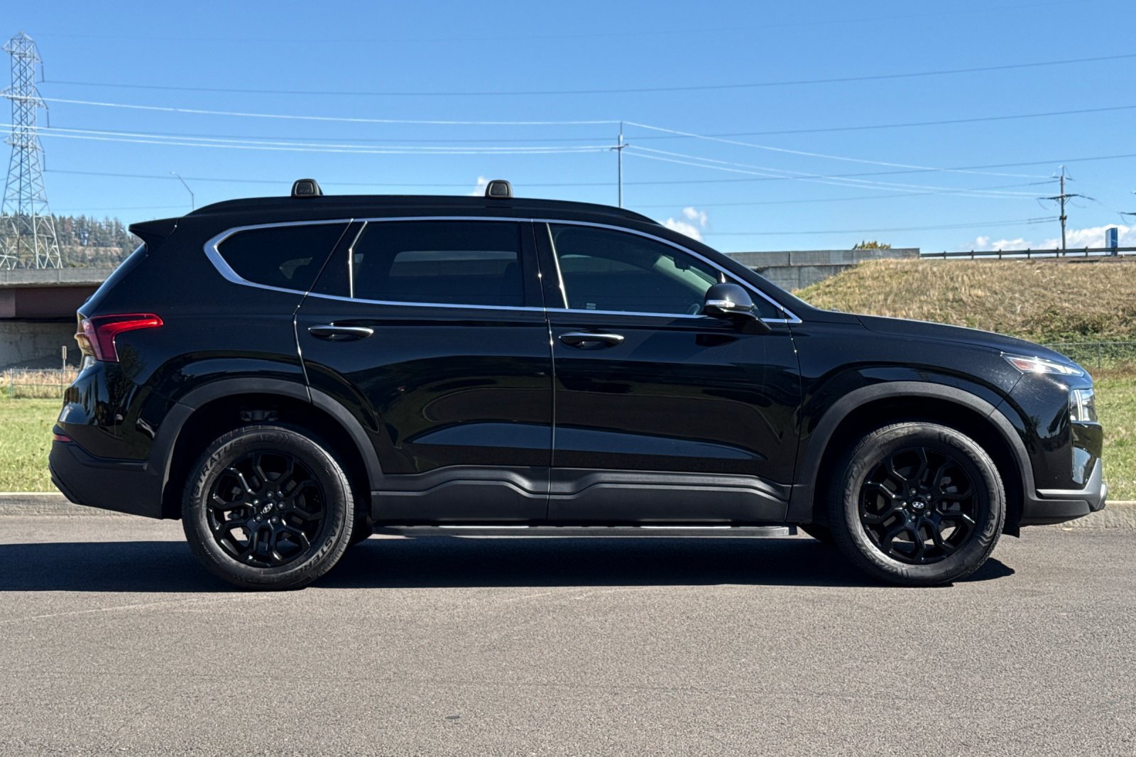 Used 2023 Hyundai Santa Fe XRT AWD/4WD image 2