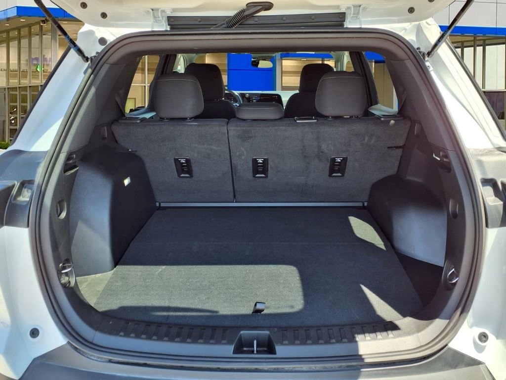 Used 2026 Chevrolet Equinox LT AWD/4WD image 22