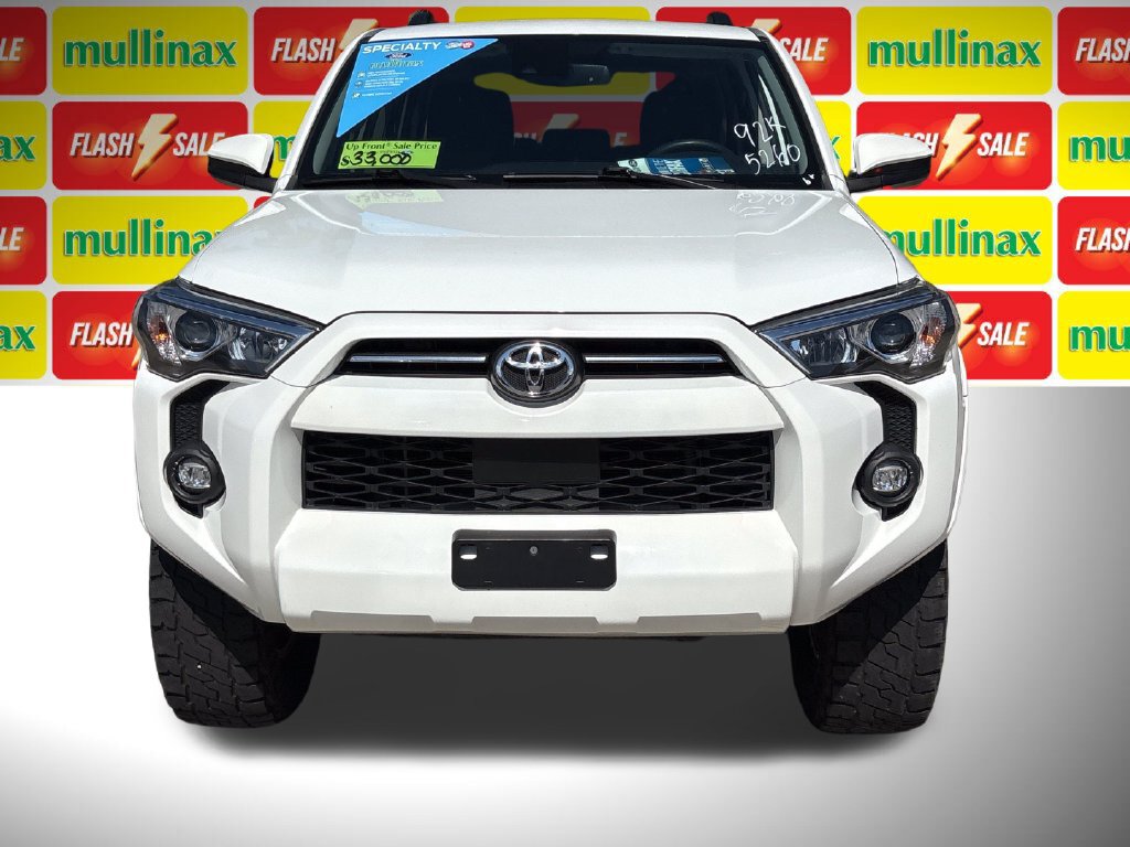 Used 2021 Toyota 4Runner SR5 AWD/4WD image 15