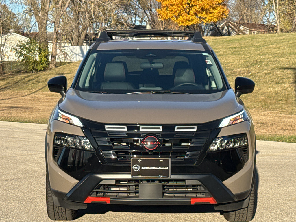 Certified 2025 Nissan Rogue SV image 3