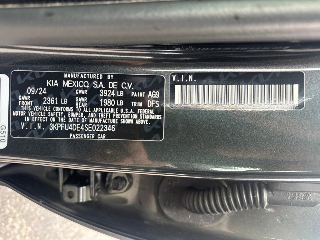 Used 2025 Kia K4 EX image 23