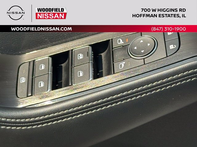Certified 2026 Nissan Rogue Platinum w/ Platinum Premium Package AWD/4WD image 21