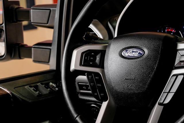 Used 2019 Ford F250 Lariat w/ Lariat Value Package AWD/4WD image 19