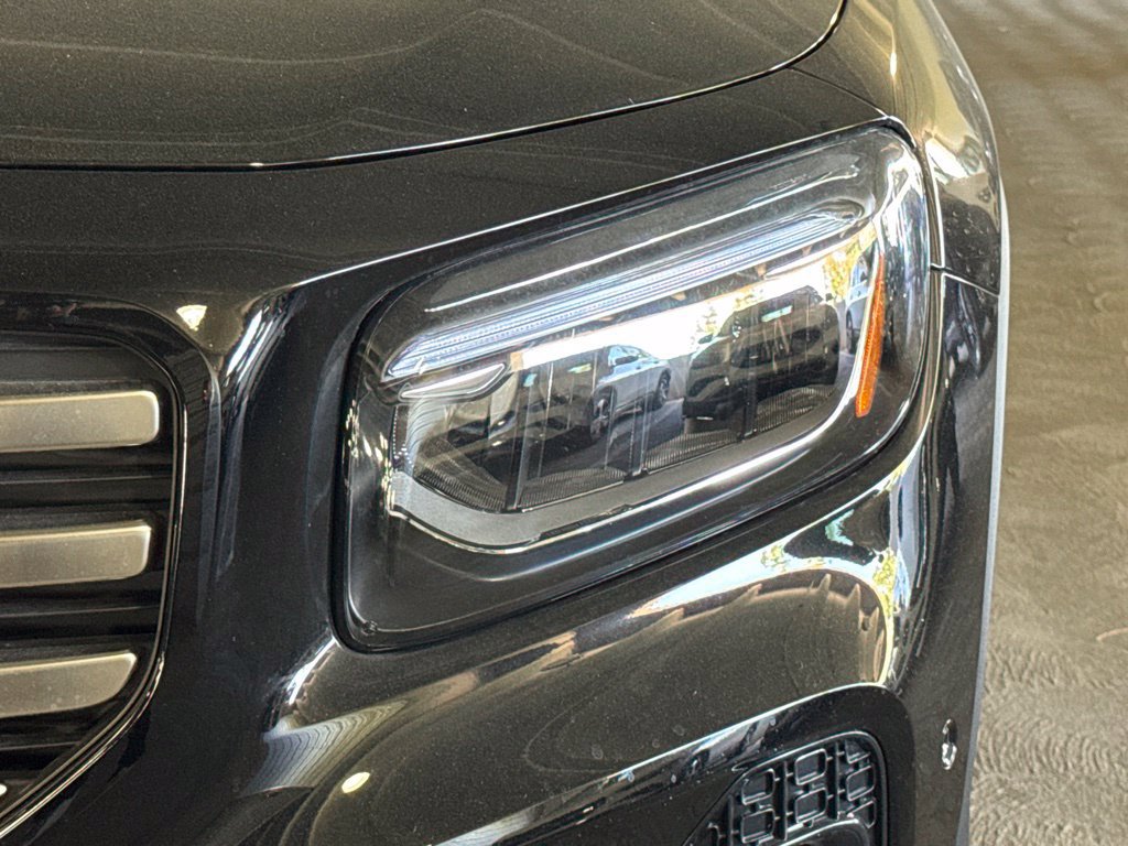New 2026 Mercedes-Benz GLB 250 image 14