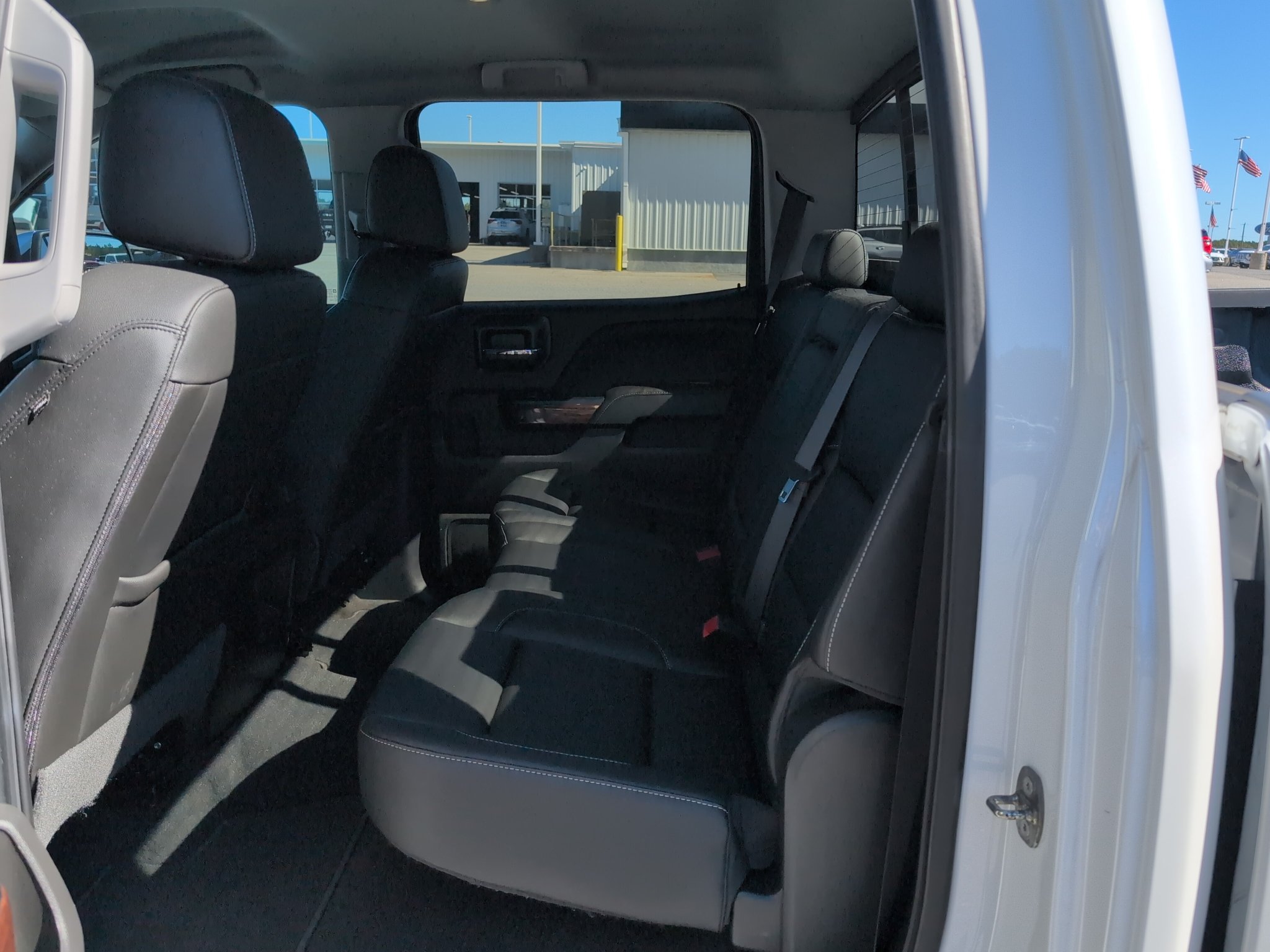 Used 2018 GMC Sierra 1500 SLT w/ Texas SLT Premium Package AWD/4WD image 29