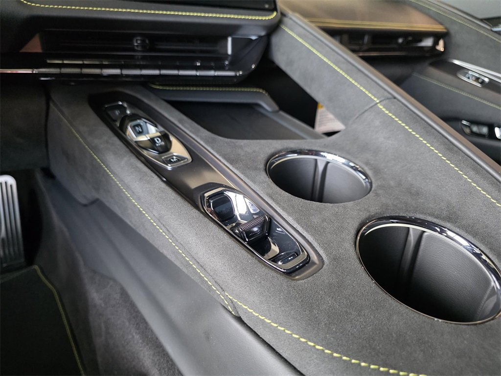 New 2026 Chevrolet Corvette Stingray Premium Cpe w/ Z51 Performance Package image 32