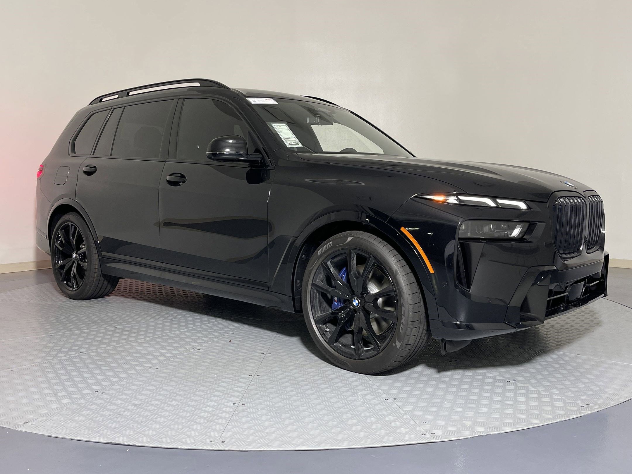 Used 2026 BMW X7 xDrive40i w/ M Sport Package image 7