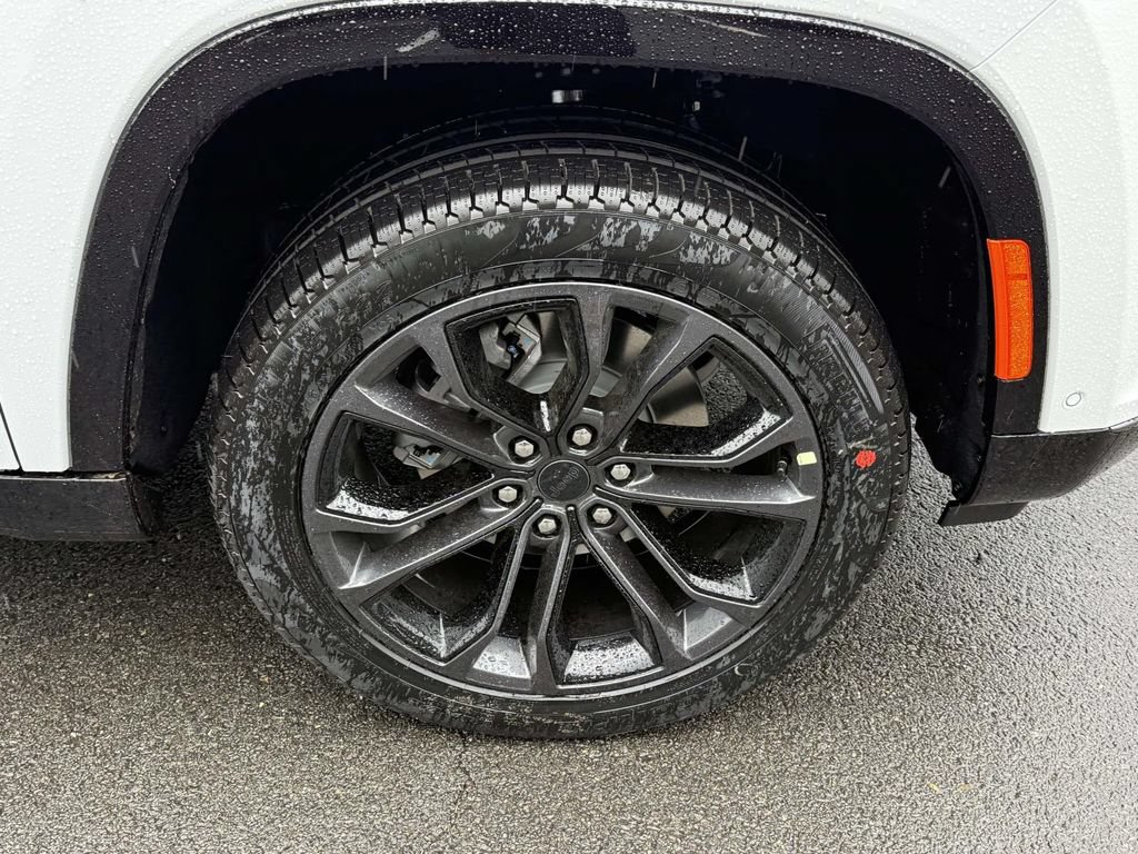 New 2026 Jeep Grand Wagoneer Summit AWD/4WD image 12