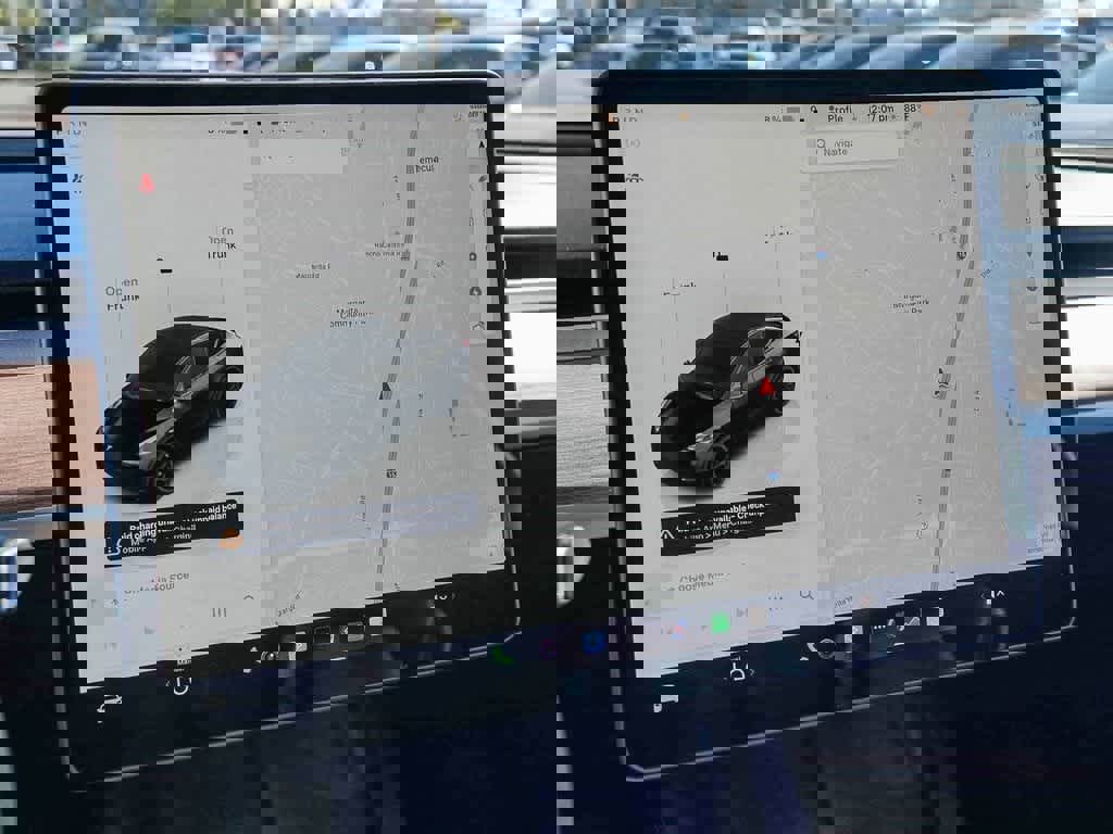 Used 2023 Tesla Model Y Performance image 21