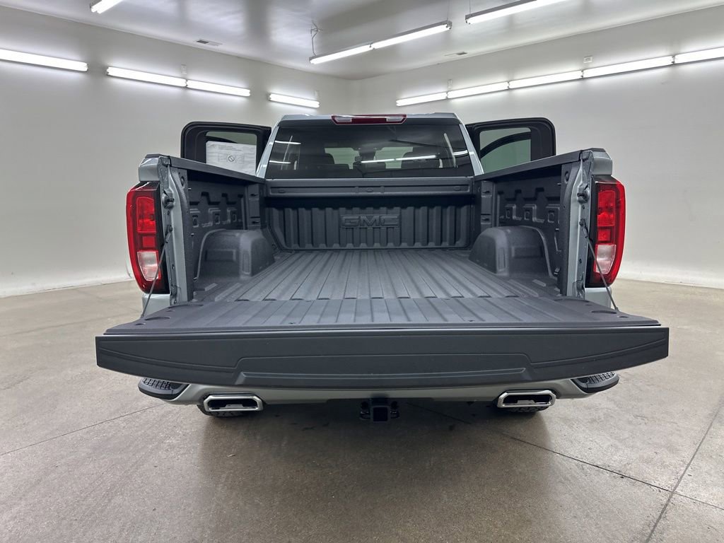 New 2026 GMC Sierra 1500 Elevation image 23