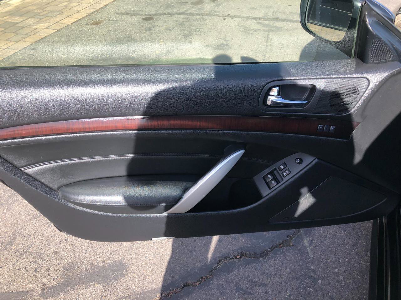 Used 2013 INFINITI G37 Journey w/ Premium Pkg image 9