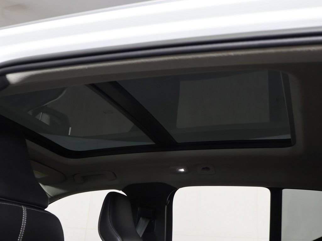 Used 2023 Volvo XC40 B5 Plus w/ Protection Package Premier AWD/4WD image 19