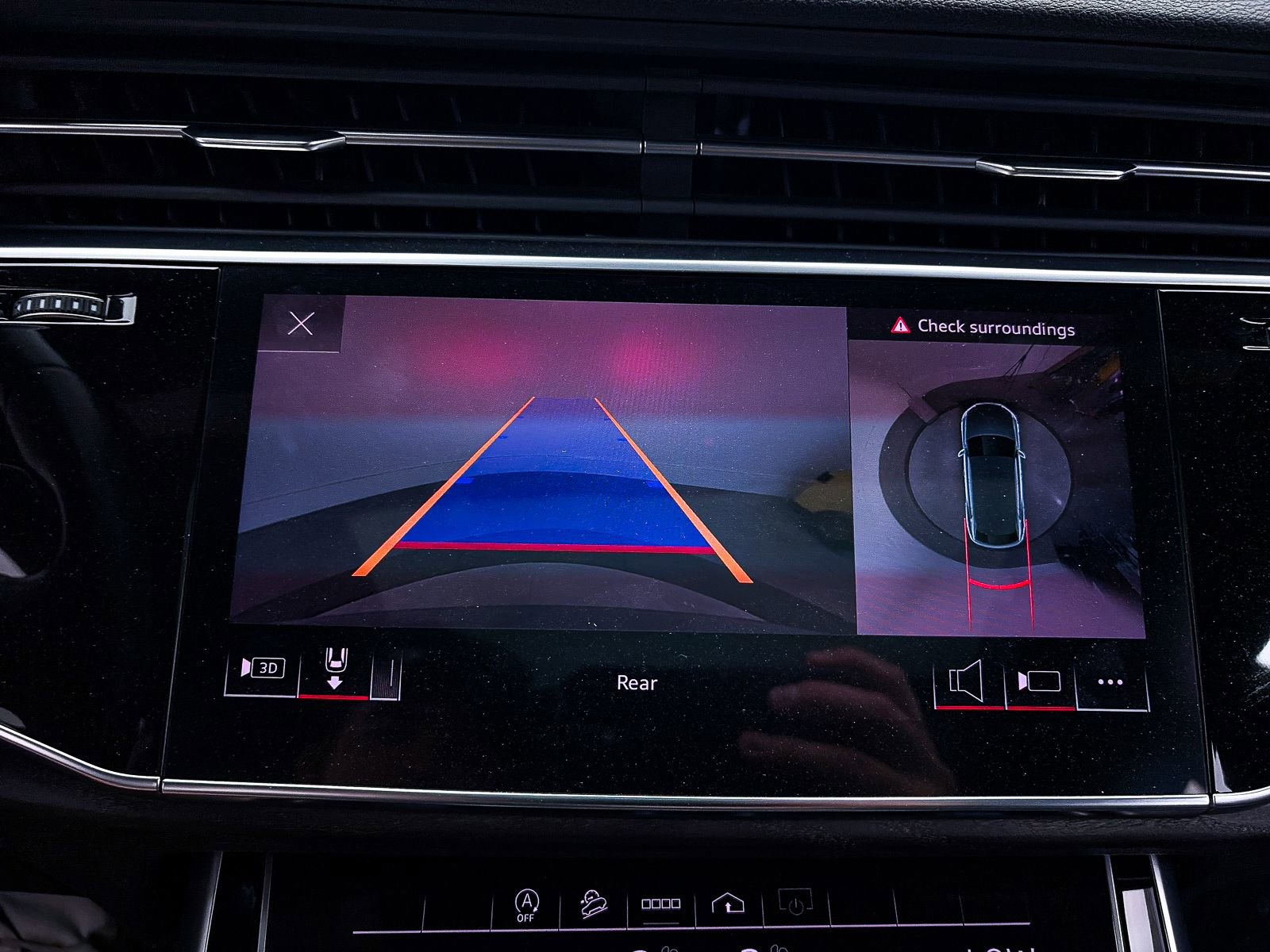 Used 2021 Audi Q8 Premium Plus w/ Premium Plus Package image 7