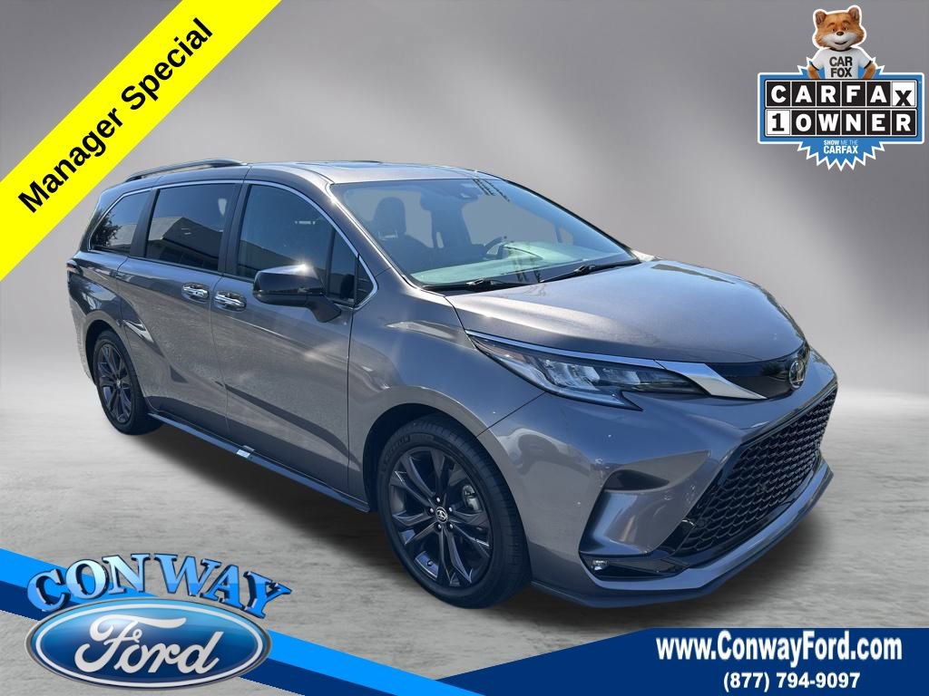 Used 2022 Toyota Sienna XSE
