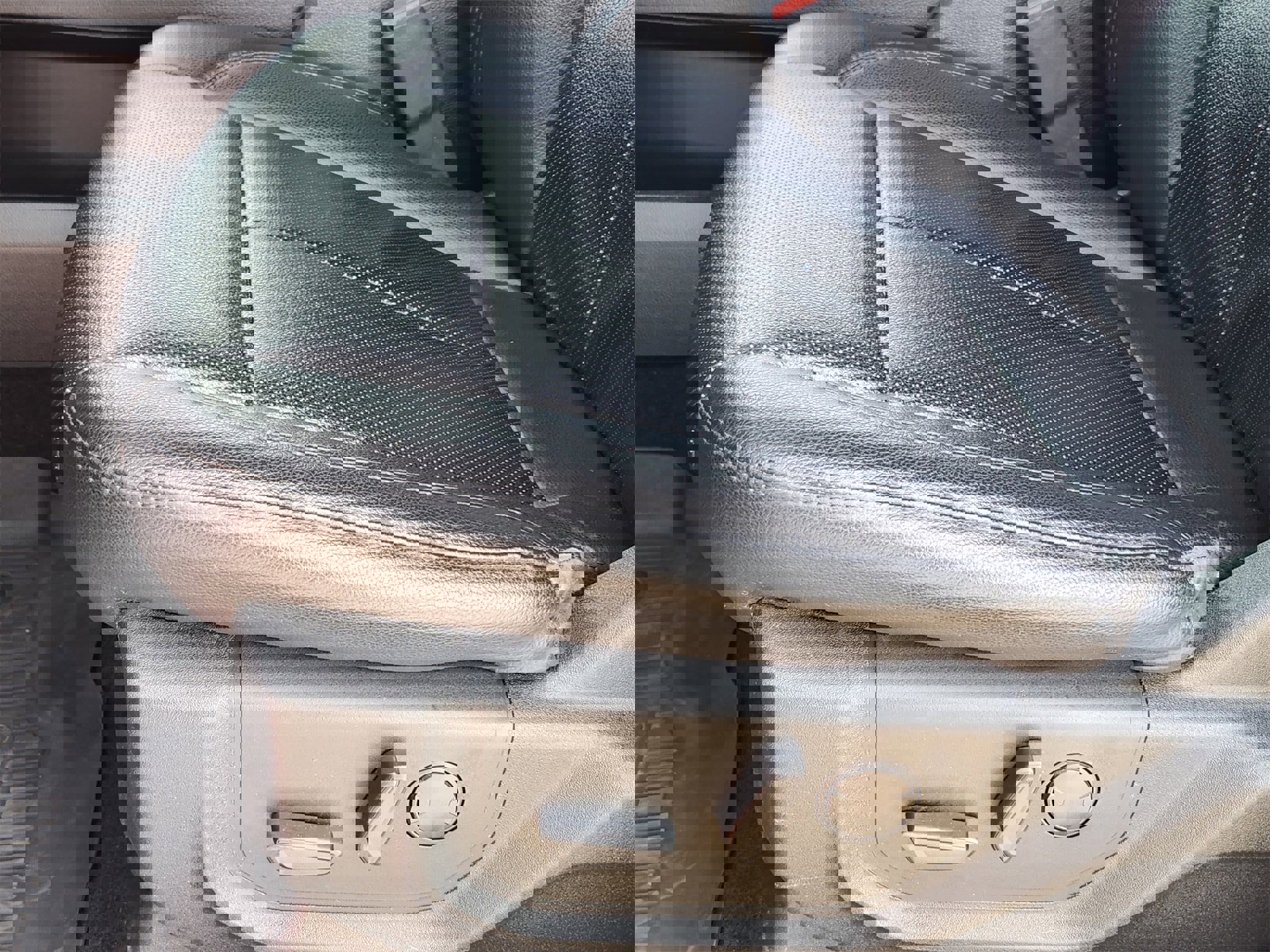 Used 2020 Ford Expedition XLT w/ Equipment Group 202A image 24