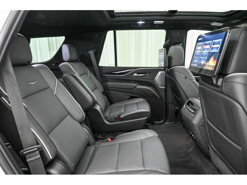 Certified 2024 Cadillac Escalade Sport w/ LPO, ONYX Package image 18