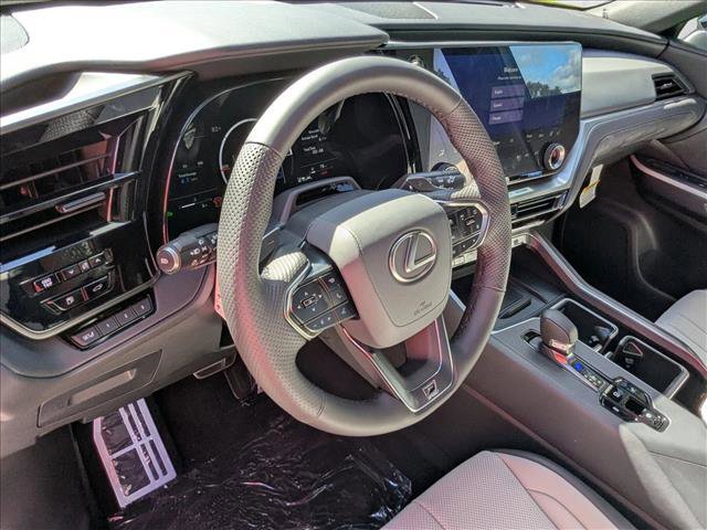 New 2026 Lexus TX 500h AWD image 3