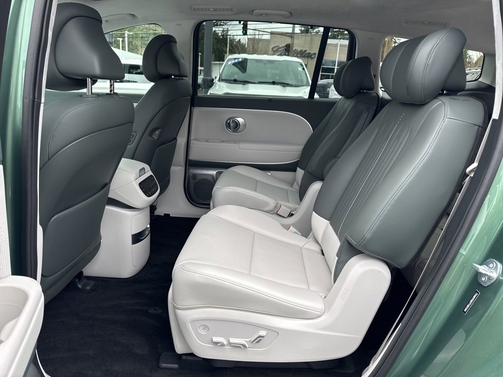 Used 2026 Hyundai Ioniq 9 Calligraphy image 44