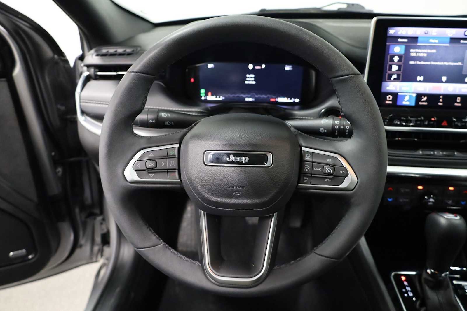 Used 2023 Jeep Compass High Altitude AWD/4WD image 23