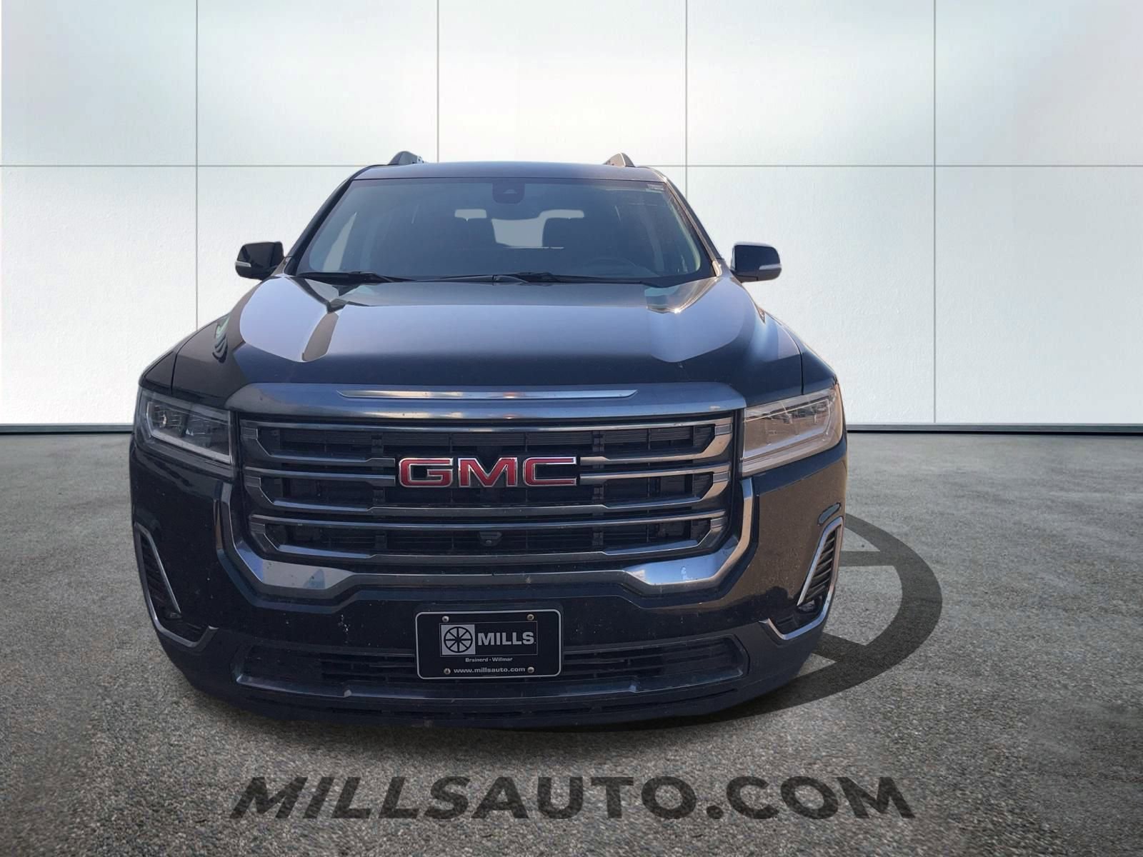 Used 2023 GMC Acadia AT4 w/ Technology Package image 2