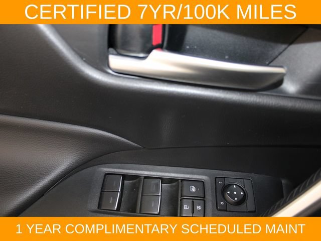 Used 2025 Toyota RAV4 XLE AWD/4WD image 19