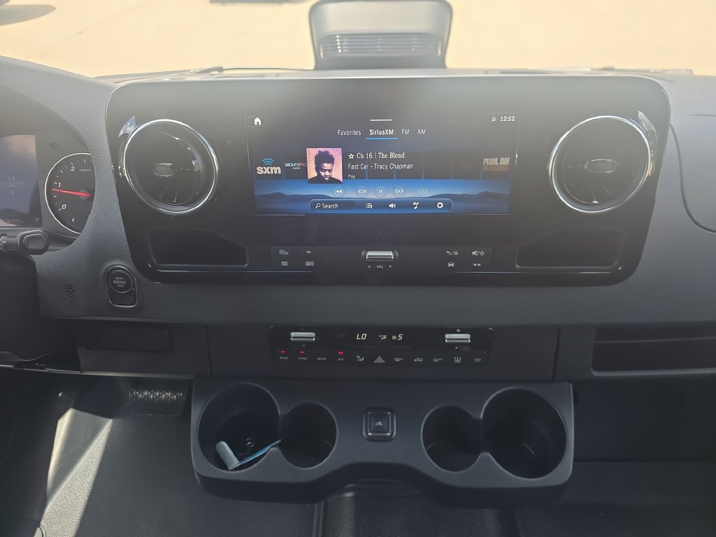 New 2026 Mercedes-Benz Sprinter 2500 image 18