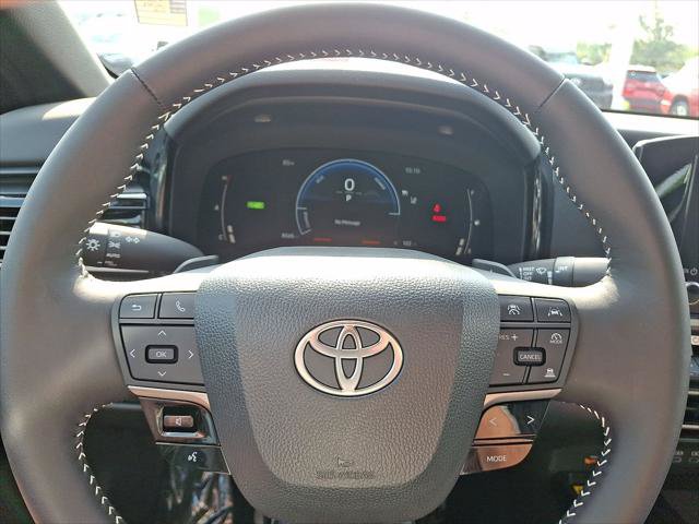 Certified 2026 Toyota Camry SE w/ Convenience Package FWD image 17