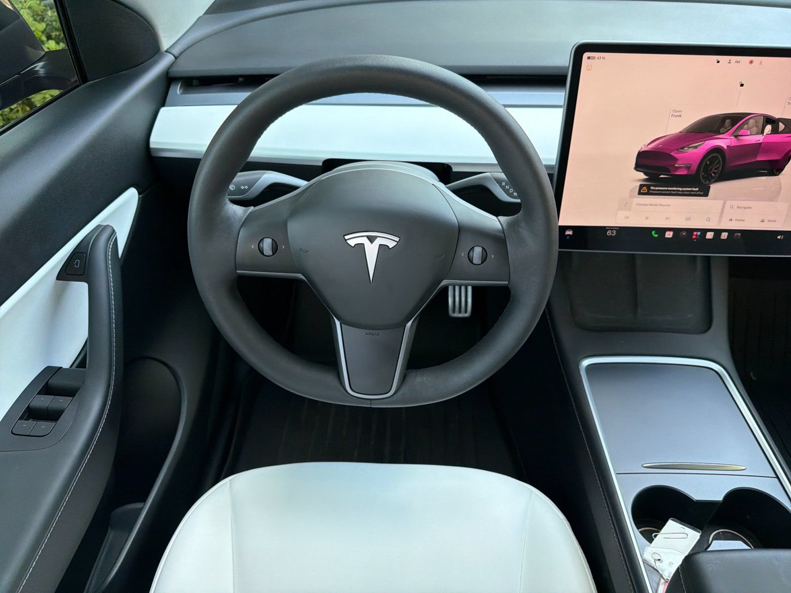Used 2022 Tesla Model Y Performance AWD/4WD image 13