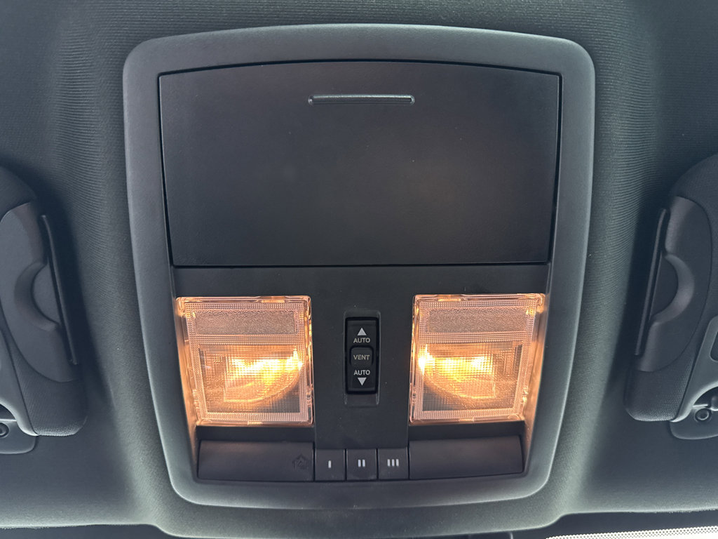 Used 2016 Dodge Challenger SRT w/ Technology Group image 31