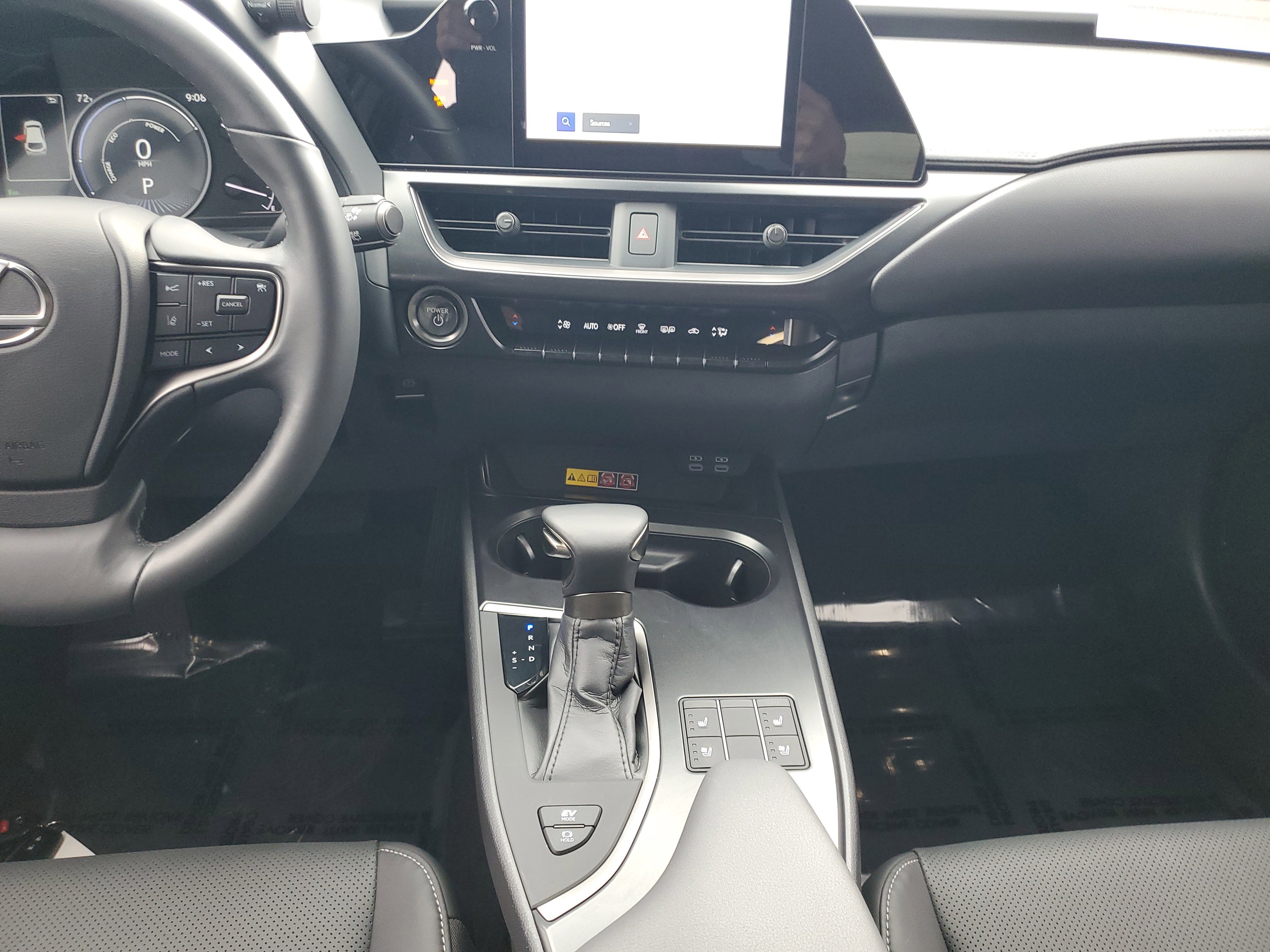 Used 2024 Lexus UX 250h F Sport image 16