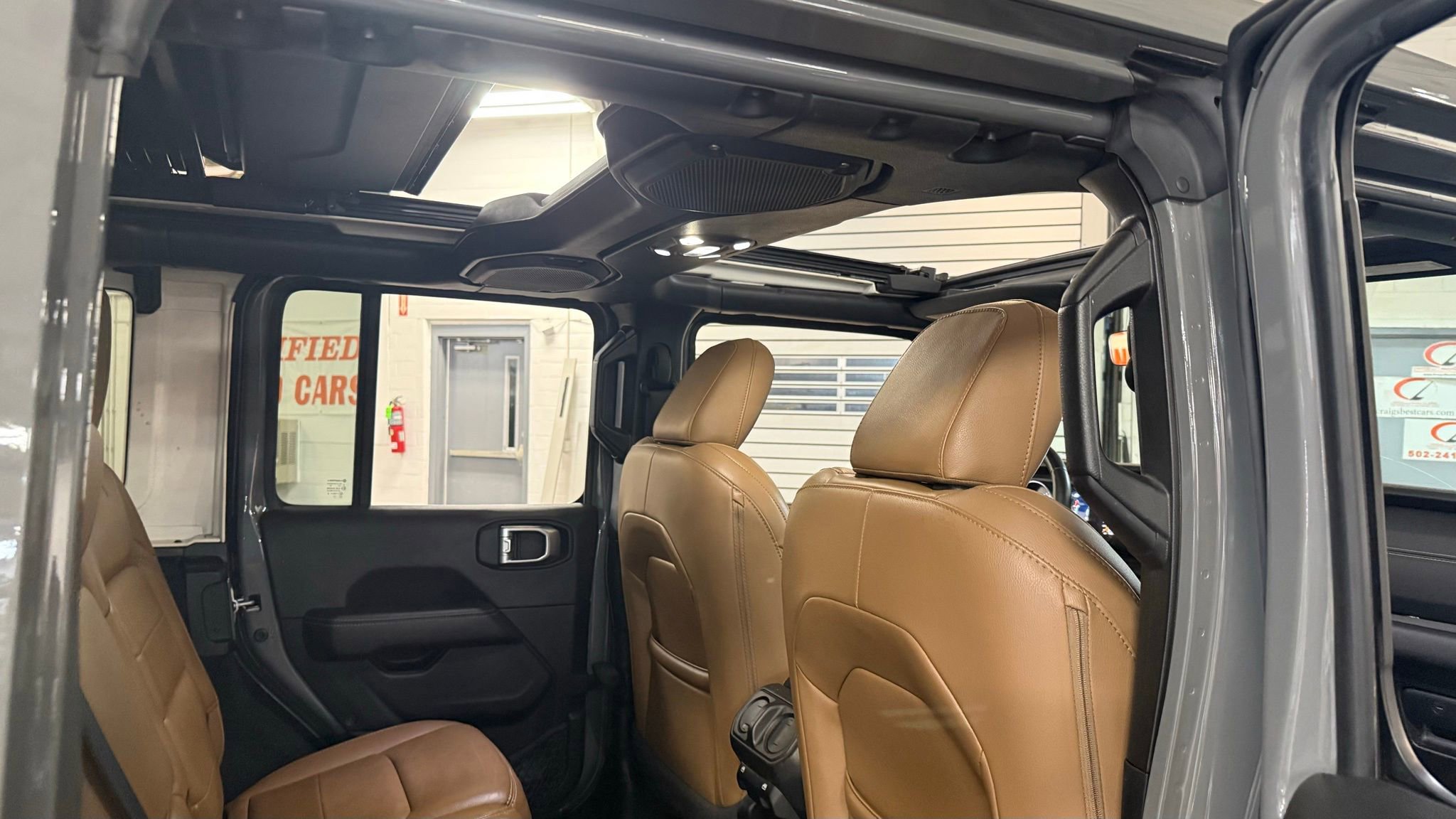 Used 2021 Jeep Wrangler Unlimited Sahara image 26