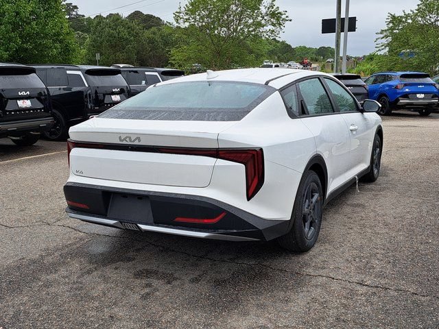 New 2026 Kia K4 FWD image 4
