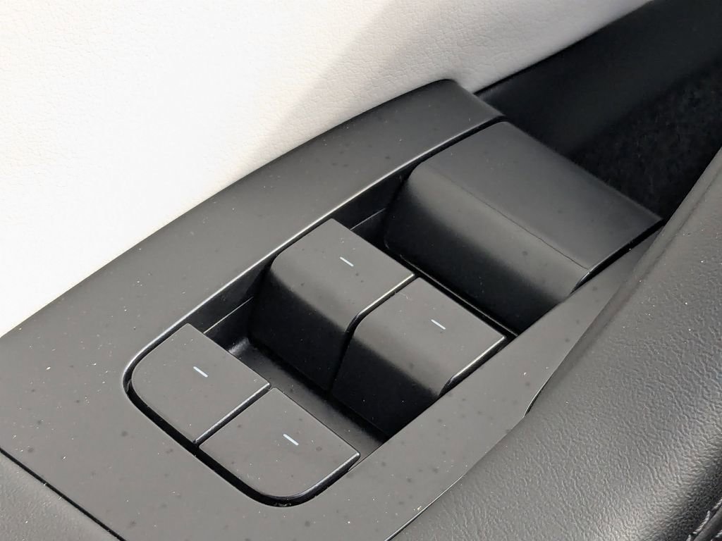 Used 2024 Tesla Model 3 Performance image 26