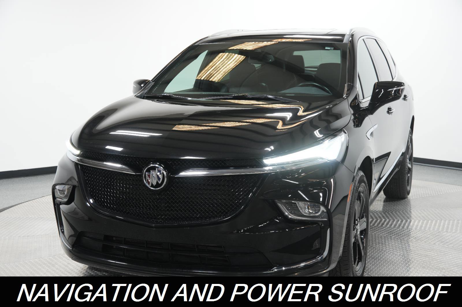 Used 2024 Buick Enclave Essence w/ Experience Buick Package image 3