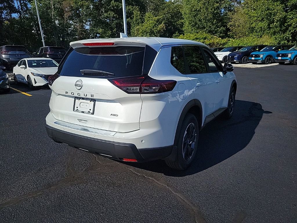 New 2026 Nissan Rogue SV image 5