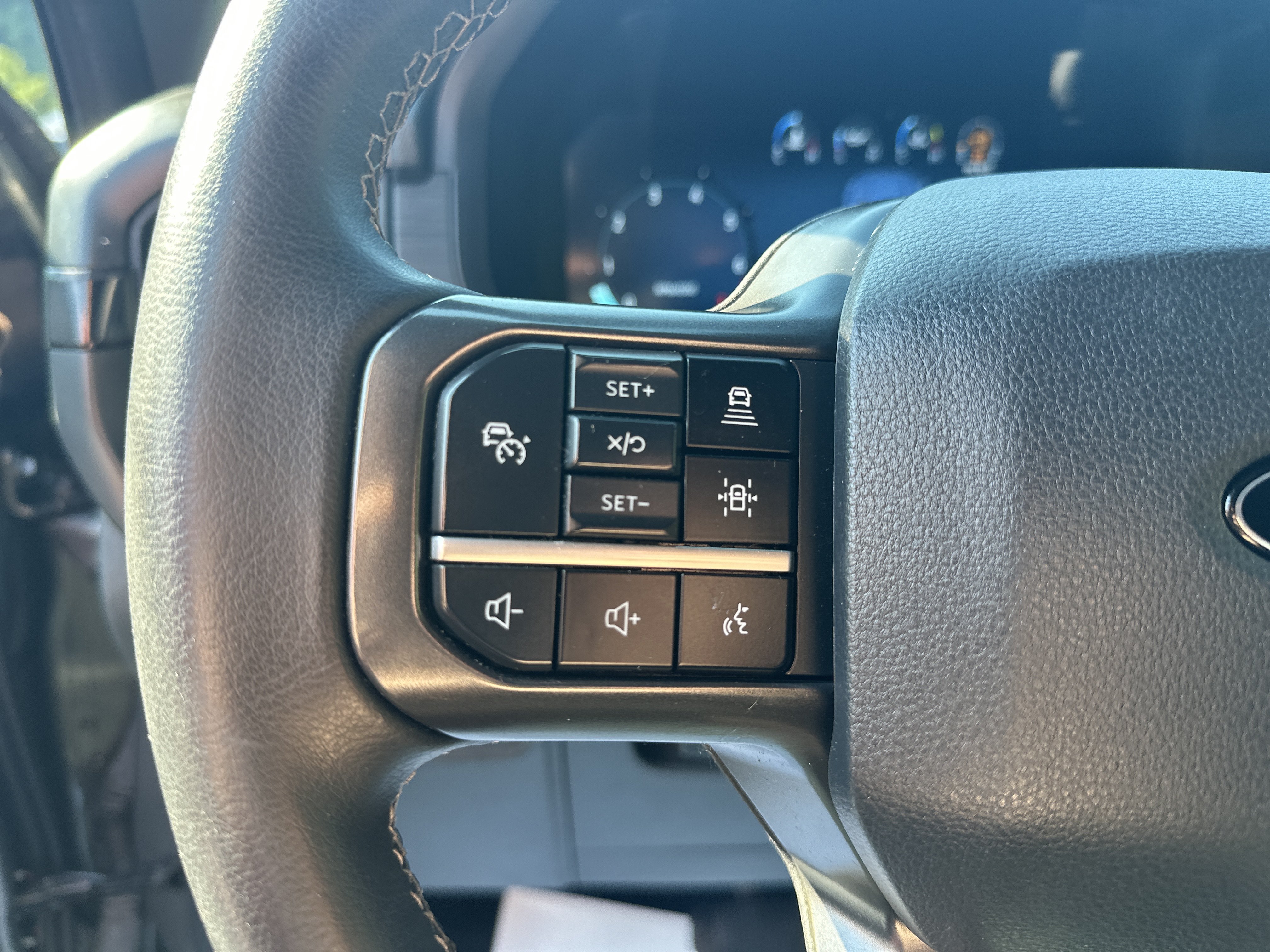 Used 2024 Ford F150 XLT w/ Equipment Group 302A MID AWD/4WD image 17