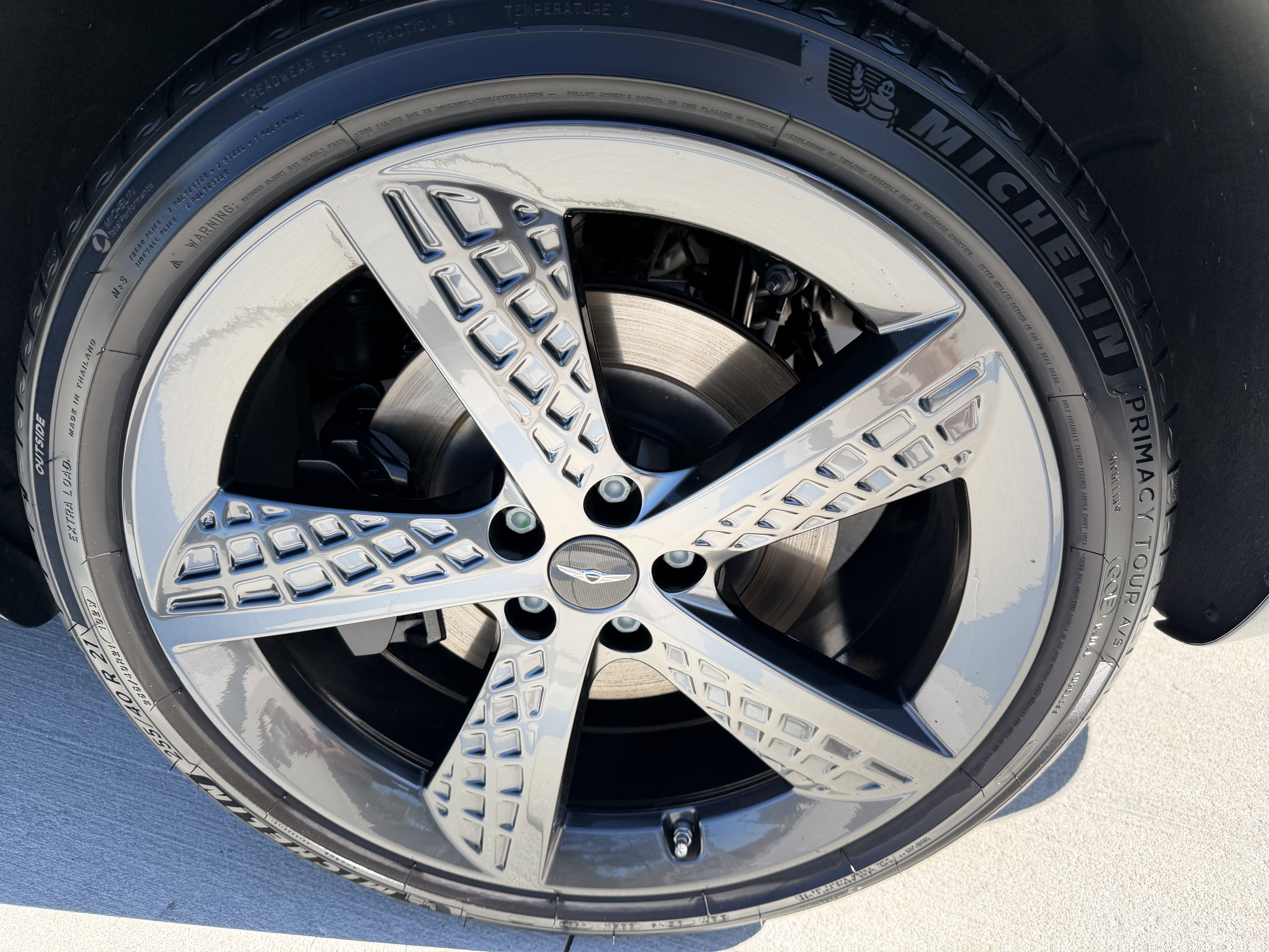 Used 2023 Genesis GV70 2.5T w/ Sport Prestige Package image 31