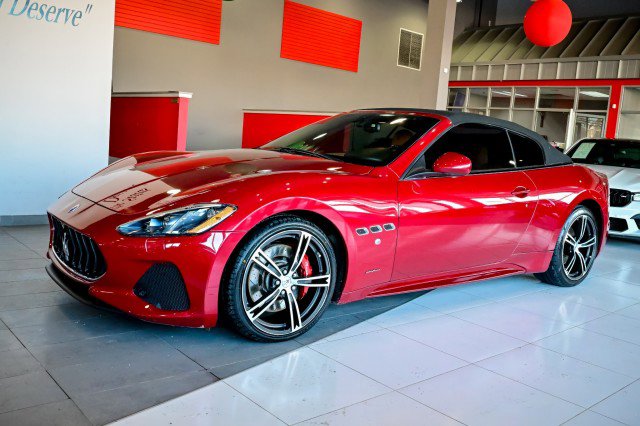 Used 2018 Maserati GranTurismo Convertible image 2