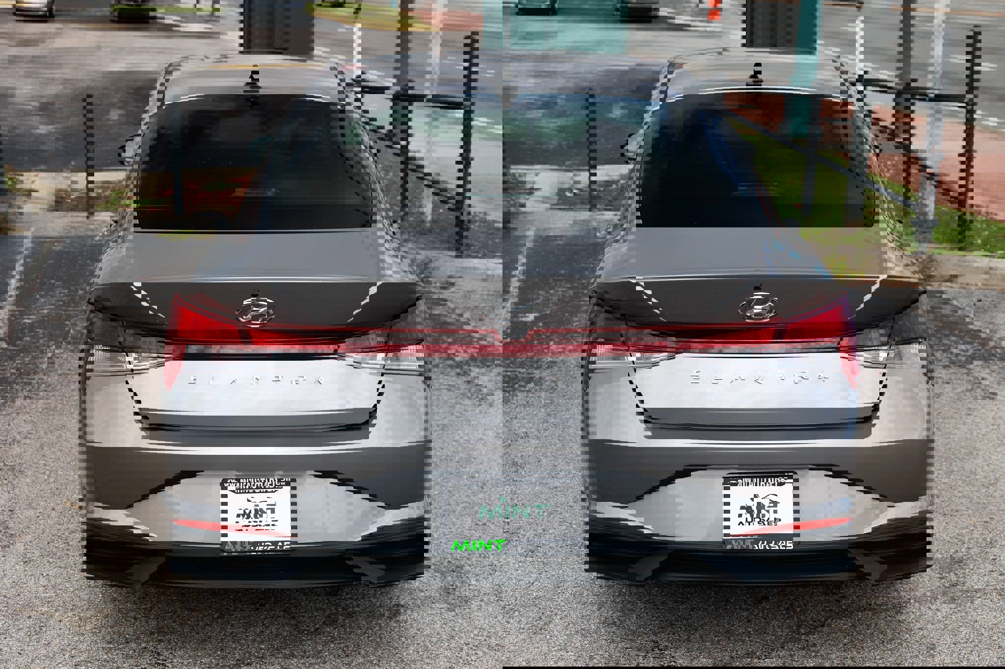 Used 2023 Hyundai Elantra SEL image 14