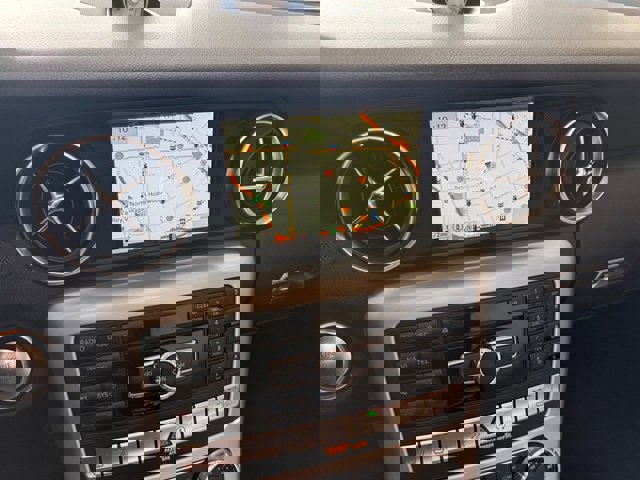 Used 2016 Mercedes-Benz SLK 300 image 11